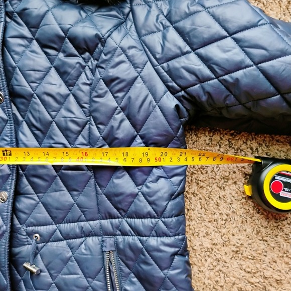 NEW Quilted Coat with Faux Fur Hooded Trim Navy blue XL Puffer, Winter, Warm - Picture 6 of 6